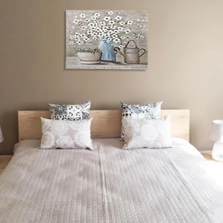 Διαμέρισμα Spell's *